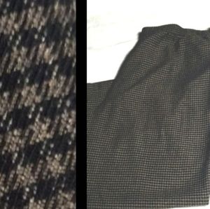 BRIGGS New York Tan snd Black Checkered pants with elastic waist band